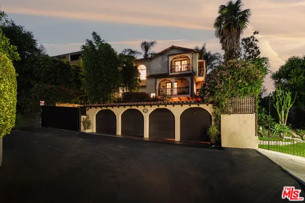 $1,999,000 | 3247 Bennett Drive, Los Angeles, CA 90068