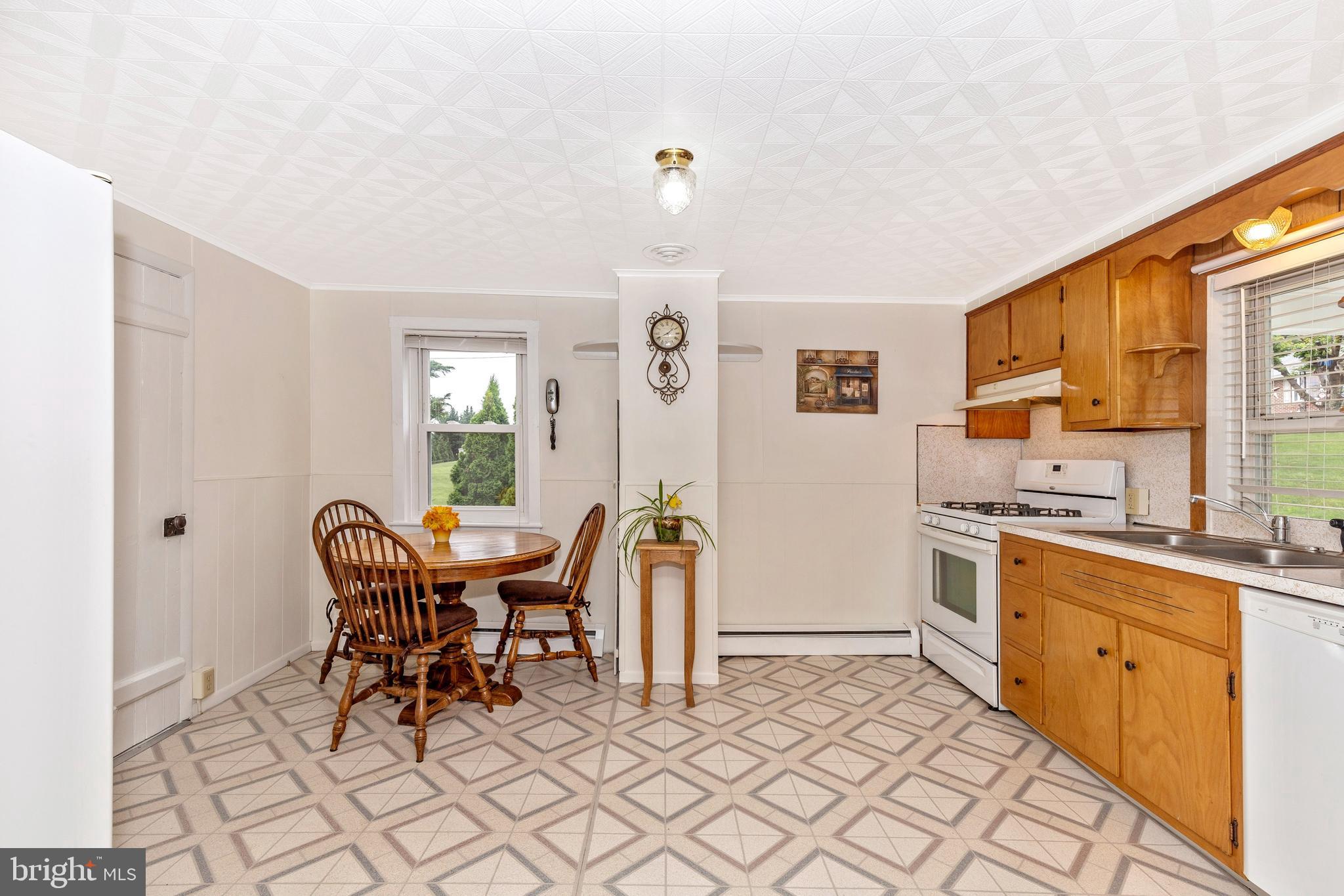 14627 Roddy Road Thurmont, MD 21788 - Photo 11 of 57 Kitchen