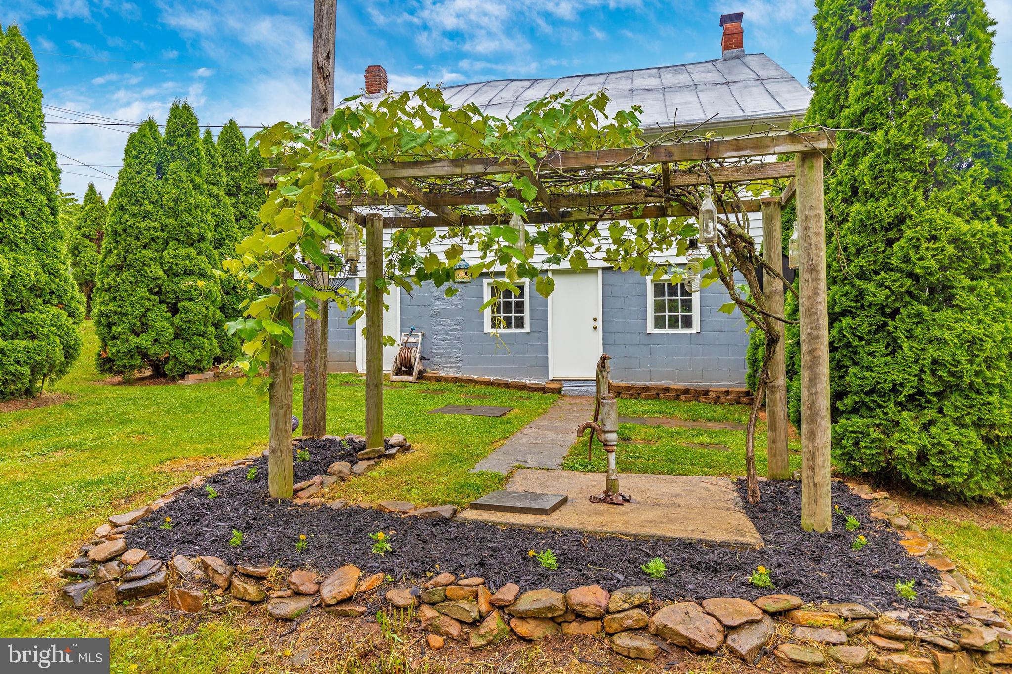 14627 Roddy Road Thurmont, MD 21788 - Photo 3 of 57 Rear Ext