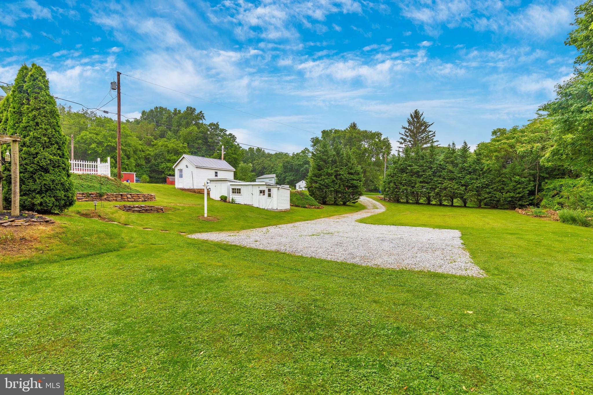 14627 Roddy Road Thurmont, MD 21788 - Photo 4 of 57 Yard