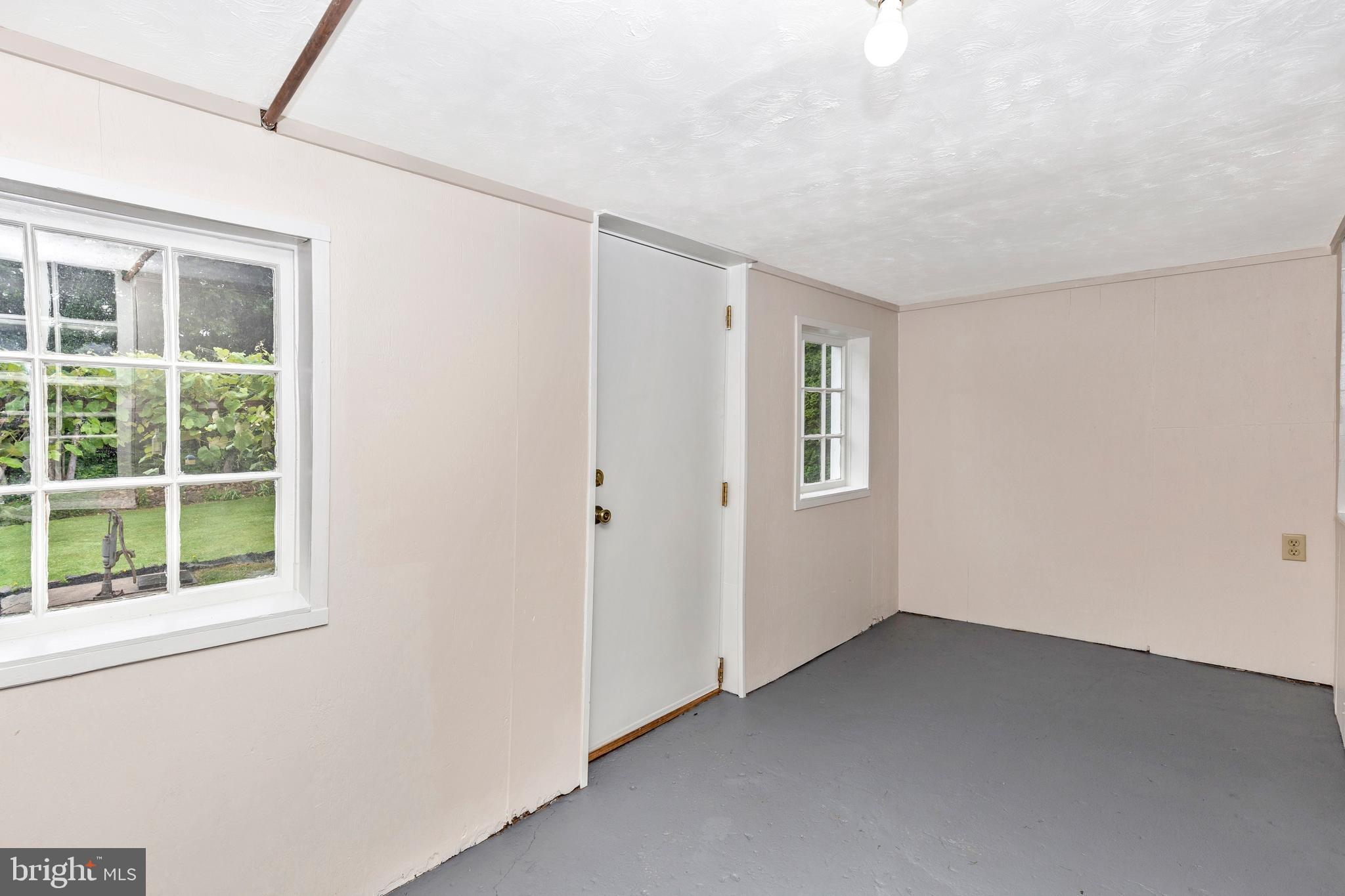14627 Roddy Road Thurmont, MD 21788 - Photo 39 of 57 lower level mud room