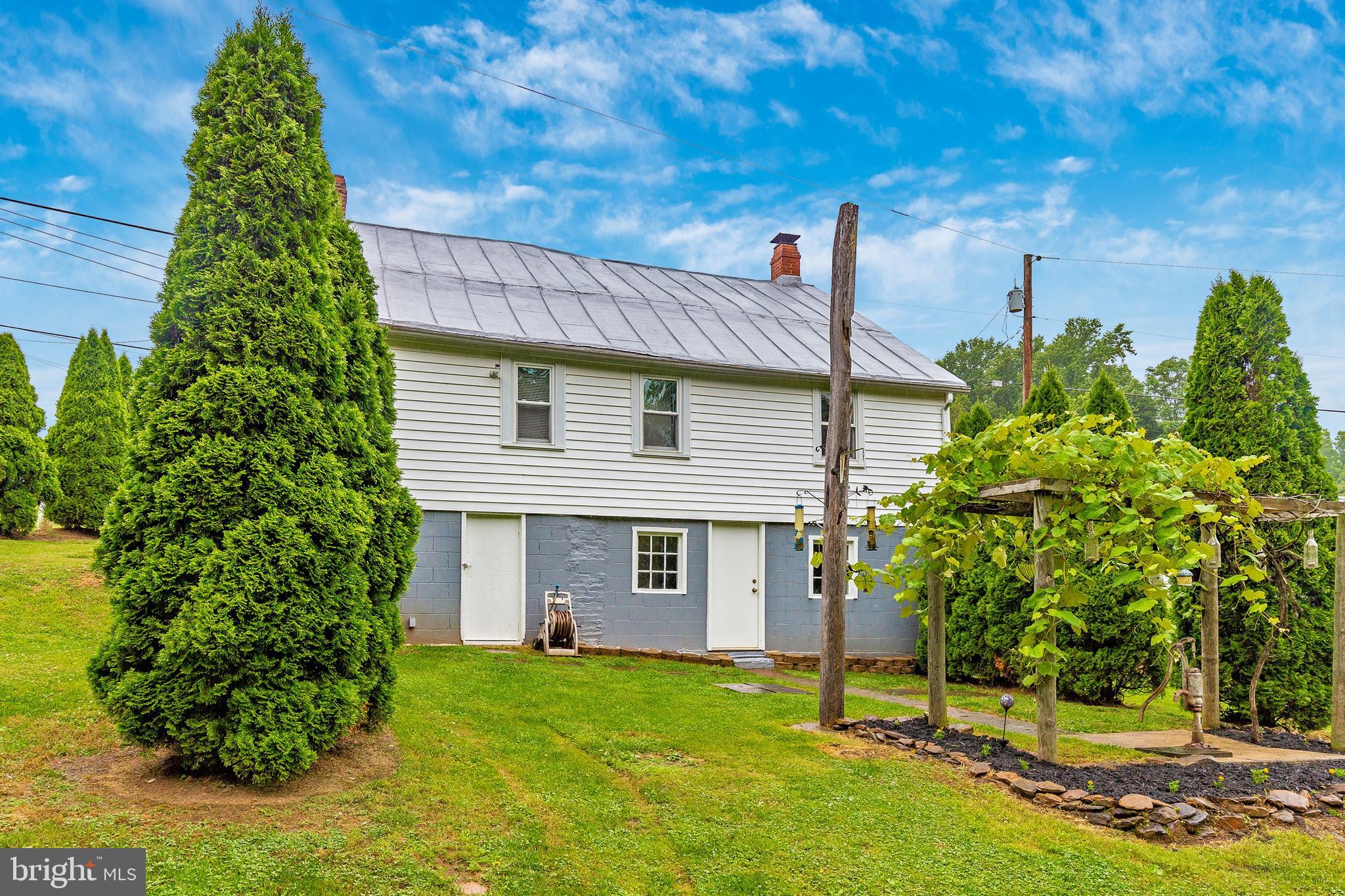 14627 Roddy Road Thurmont, MD 21788 - Photo 42 of 57 Rear Ext