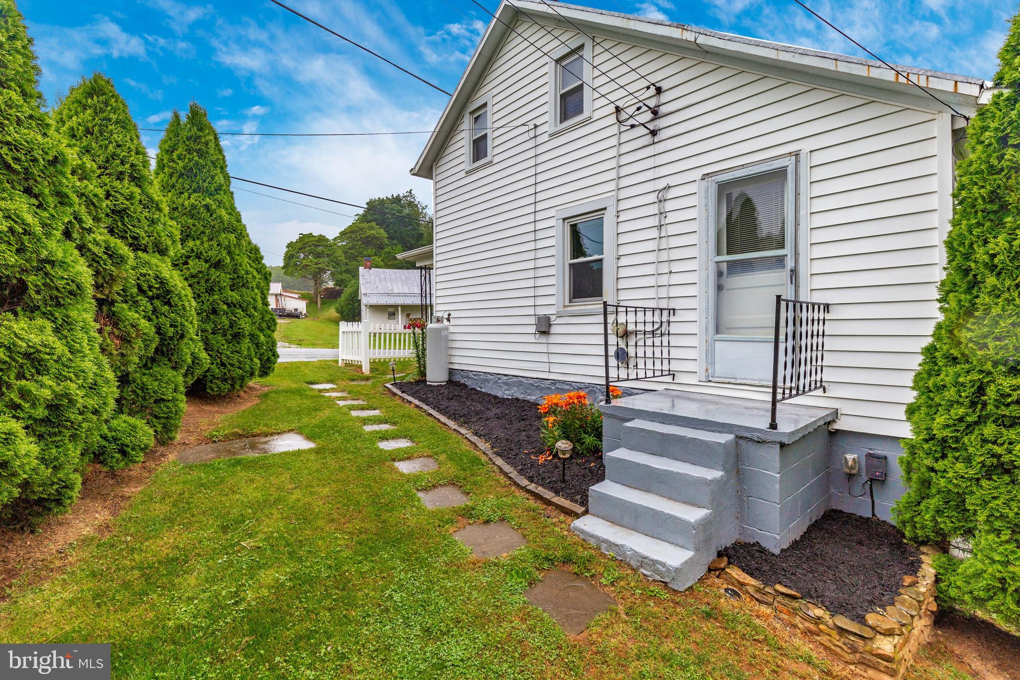 14627 Roddy Road Thurmont, MD 21788 - Photo 53 of 57 Side Ext