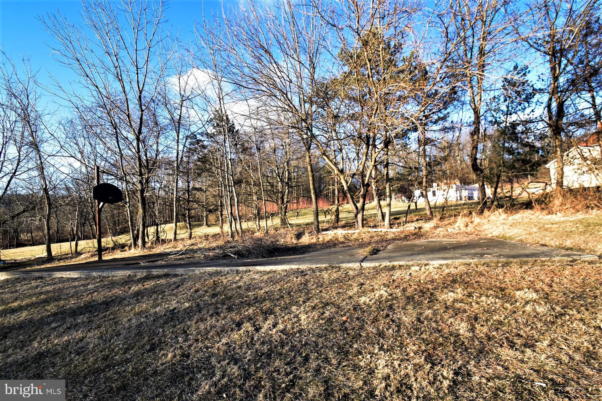 2521 Easton Road Hellertown, PA 18055 - Photo 3 of 64 Gallery Image 3