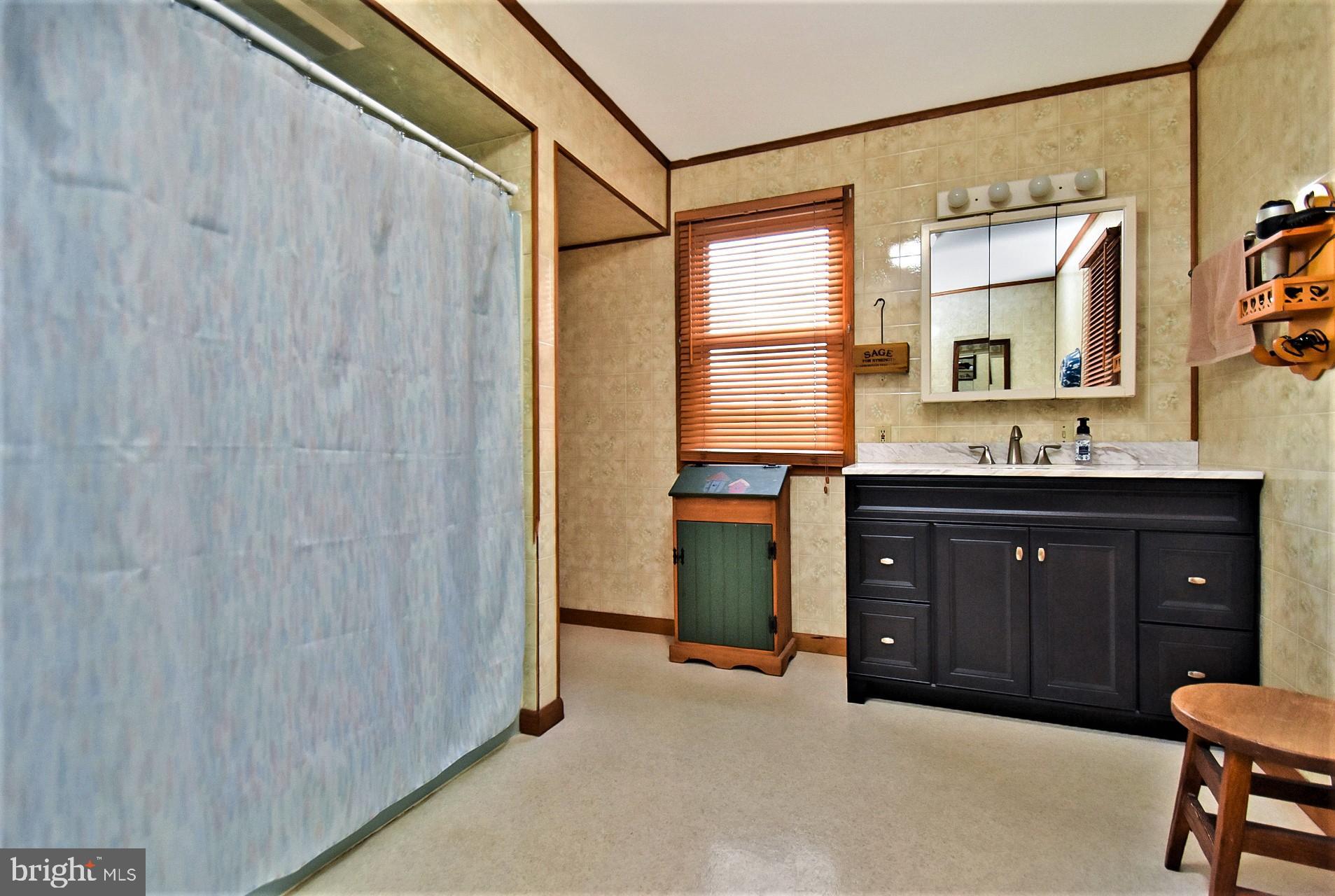 2521 Easton Road Hellertown, PA 18055 - Photo 46 of 64 Gallery Image 46