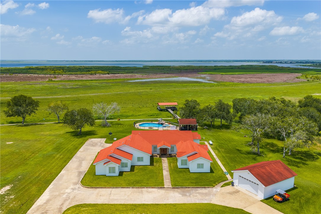 8259 Baldwin Avenue Mathis, TX 78368 - Photo 5 of 40