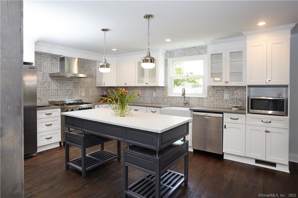41 West Parish Road Westport, CT 06880 - Photo 1 of 1 Gallery Image 1