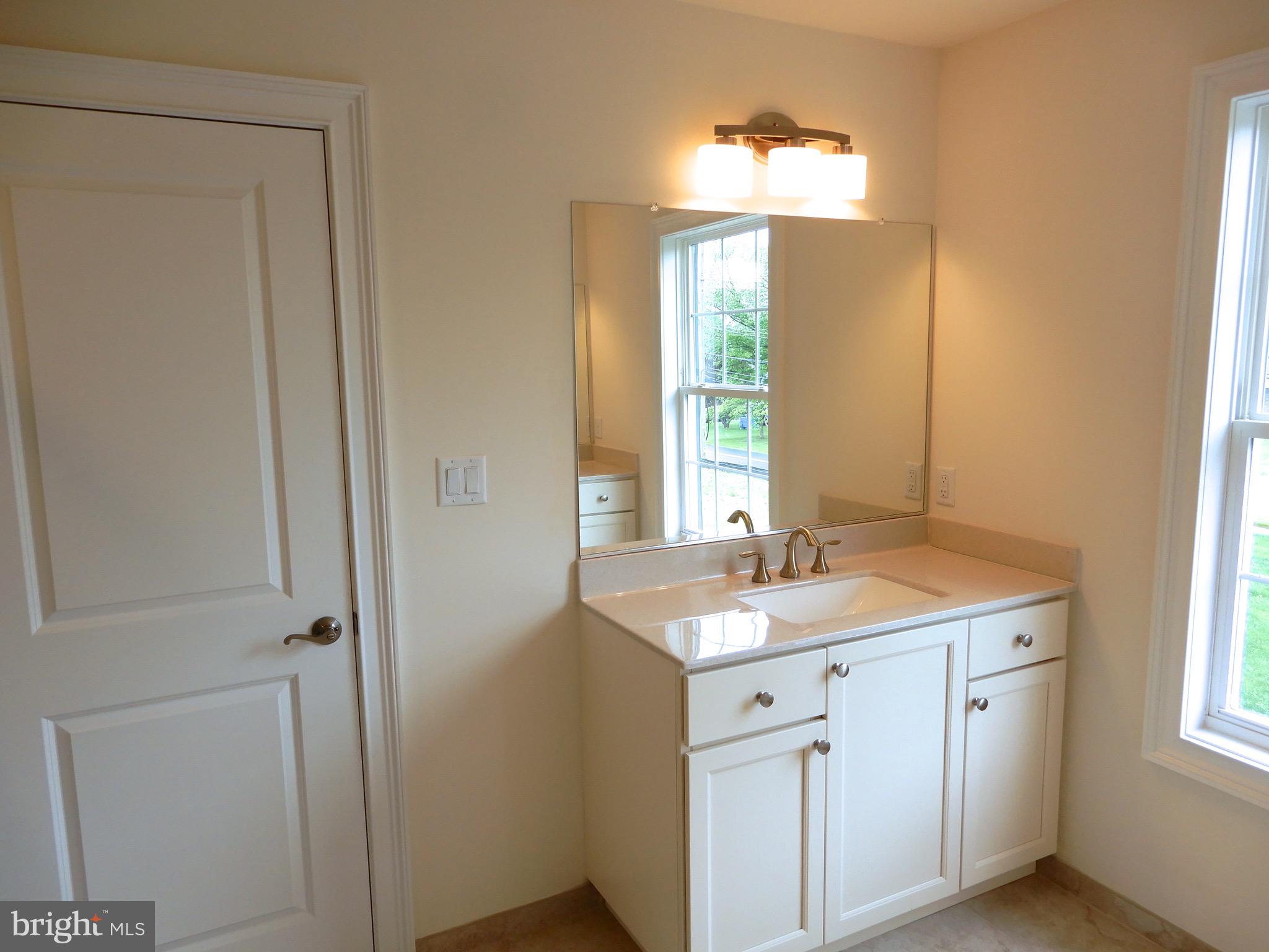 5 New Road Churchville, PA 18966 - Photo 24 of 33 Jack & Jill Bathroom