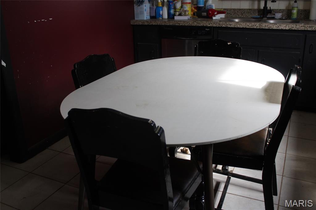 2315 Brown Street Alton, IL 62002 - Photo 15 of 39