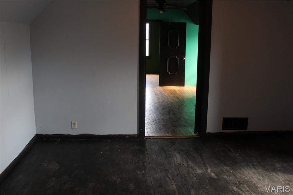 2315 Brown Street Alton, IL 62002 - Photo 26 of 39