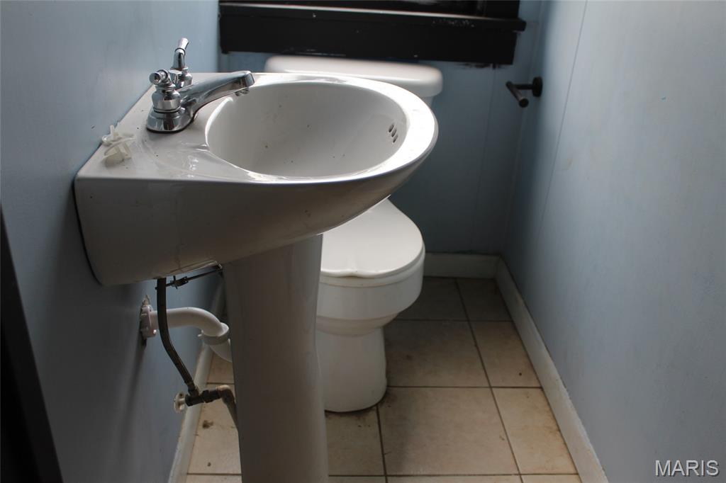 2315 Brown Street Alton, IL 62002 - Photo 27 of 39