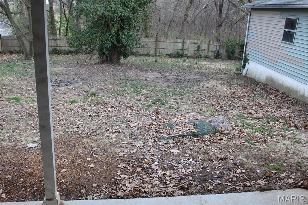 2315 Brown Street Alton, IL 62002 - Photo 5 of 39