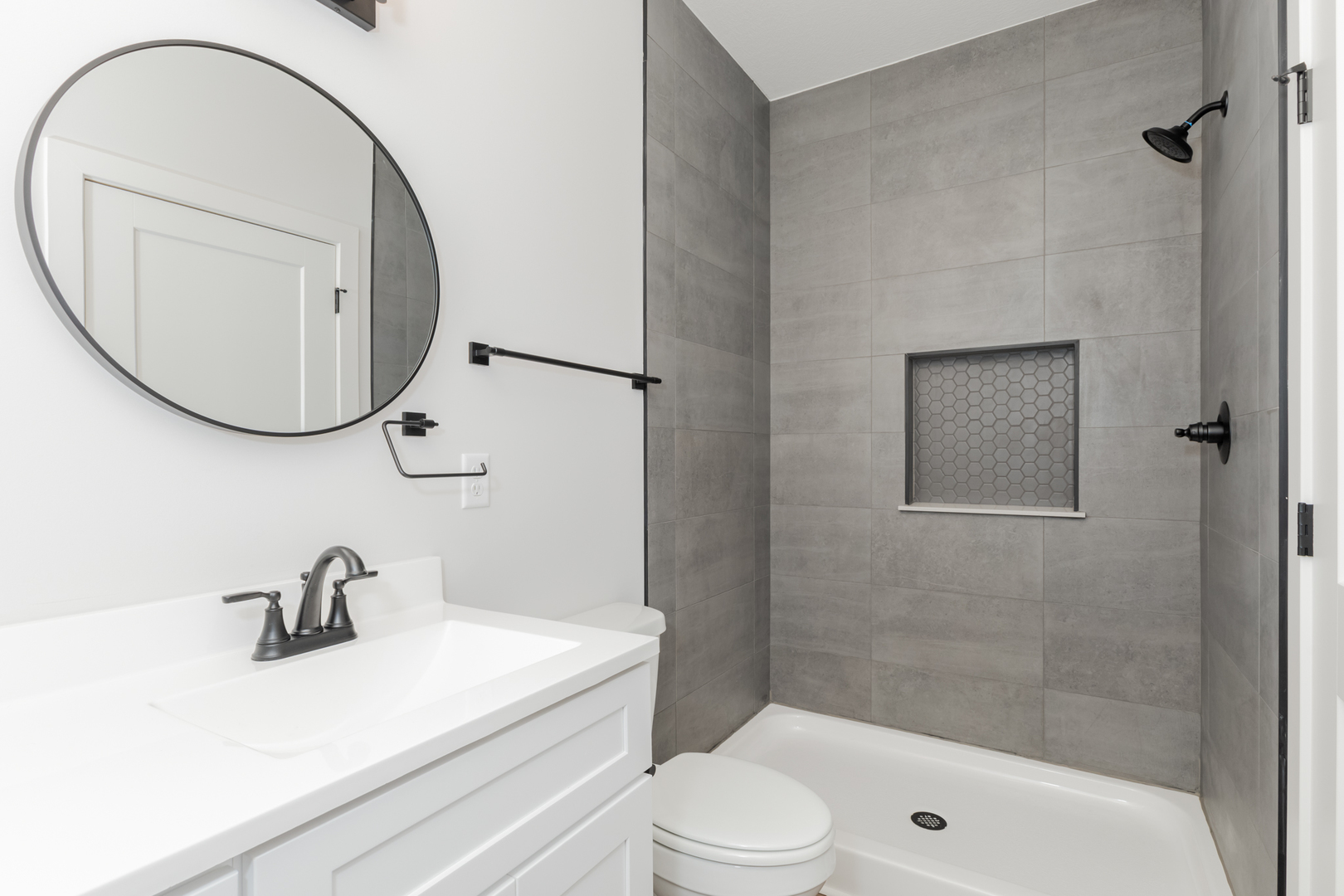 1613 Belclare Road Normal, IL 61761 - Photo 15 of 38