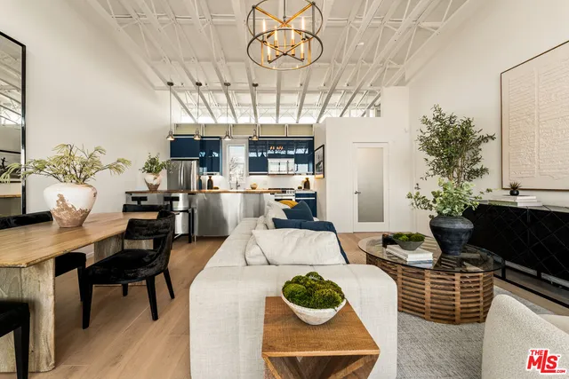 $1,395,000 | 630 Rose Avenue, Unit 5, Venice, CA 90291