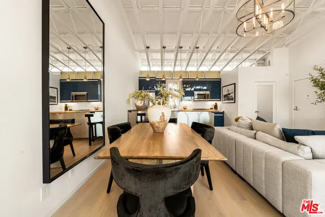 $1,395,000 | 630 Rose Avenue, Unit 5, Venice, CA 90291