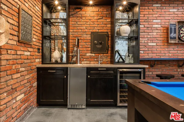 $1,395,000 | 630 Rose Avenue, Unit 5, Venice, CA 90291