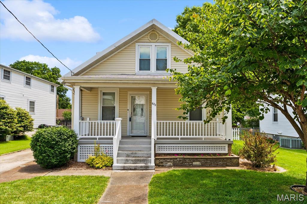 622 Morrison Avenue Waterloo, IL 62298 - Photo 1 of 38