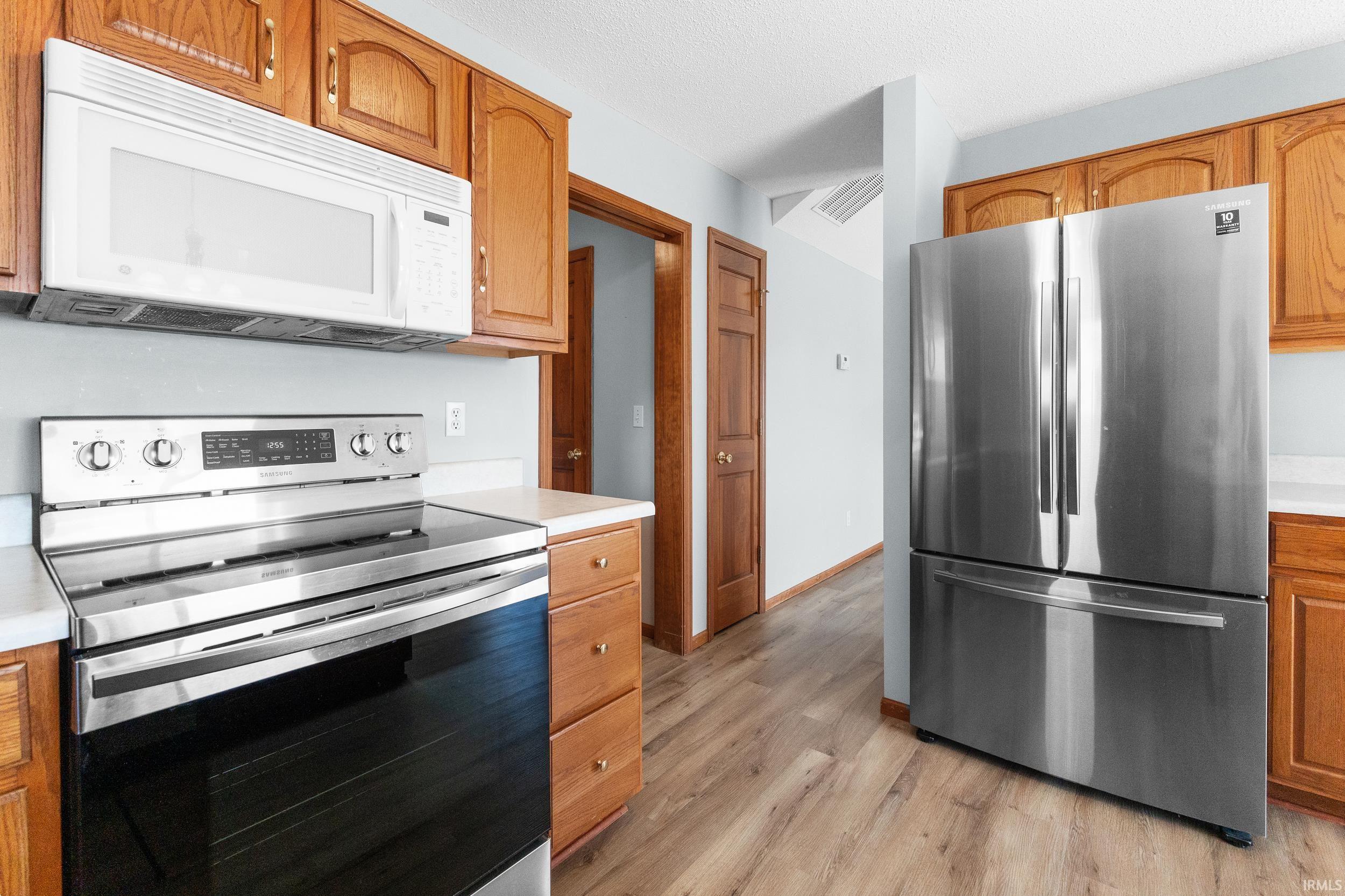 722 Boulder Cove Fort Wayne, IN 46845 - Photo 13 of 31