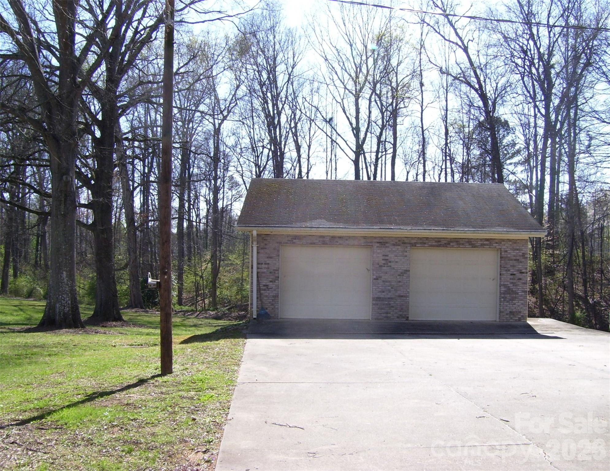 2402 Brantley Road Kannapolis, NC 28083 - Photo 3 of 22