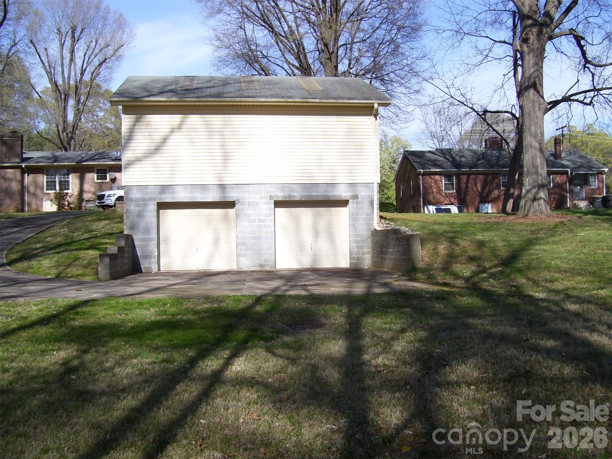 2402 Brantley Road Kannapolis, NC 28083 - Photo 5 of 22