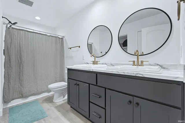 $375,000 | 17269 Sonic Court, Huntertown, IN 46748