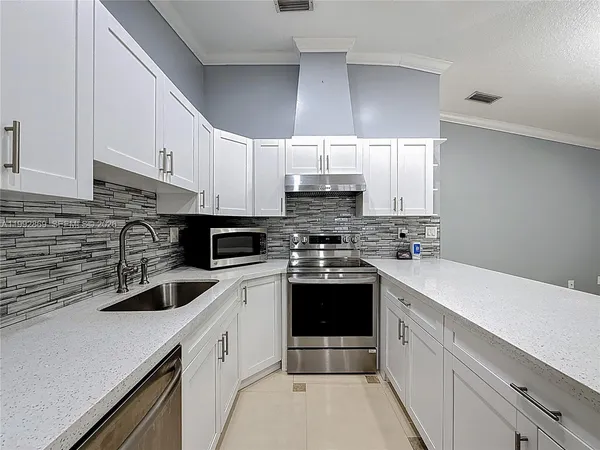 $715,000 | 1163 Northwest 134th Place, Miami, FL 33182