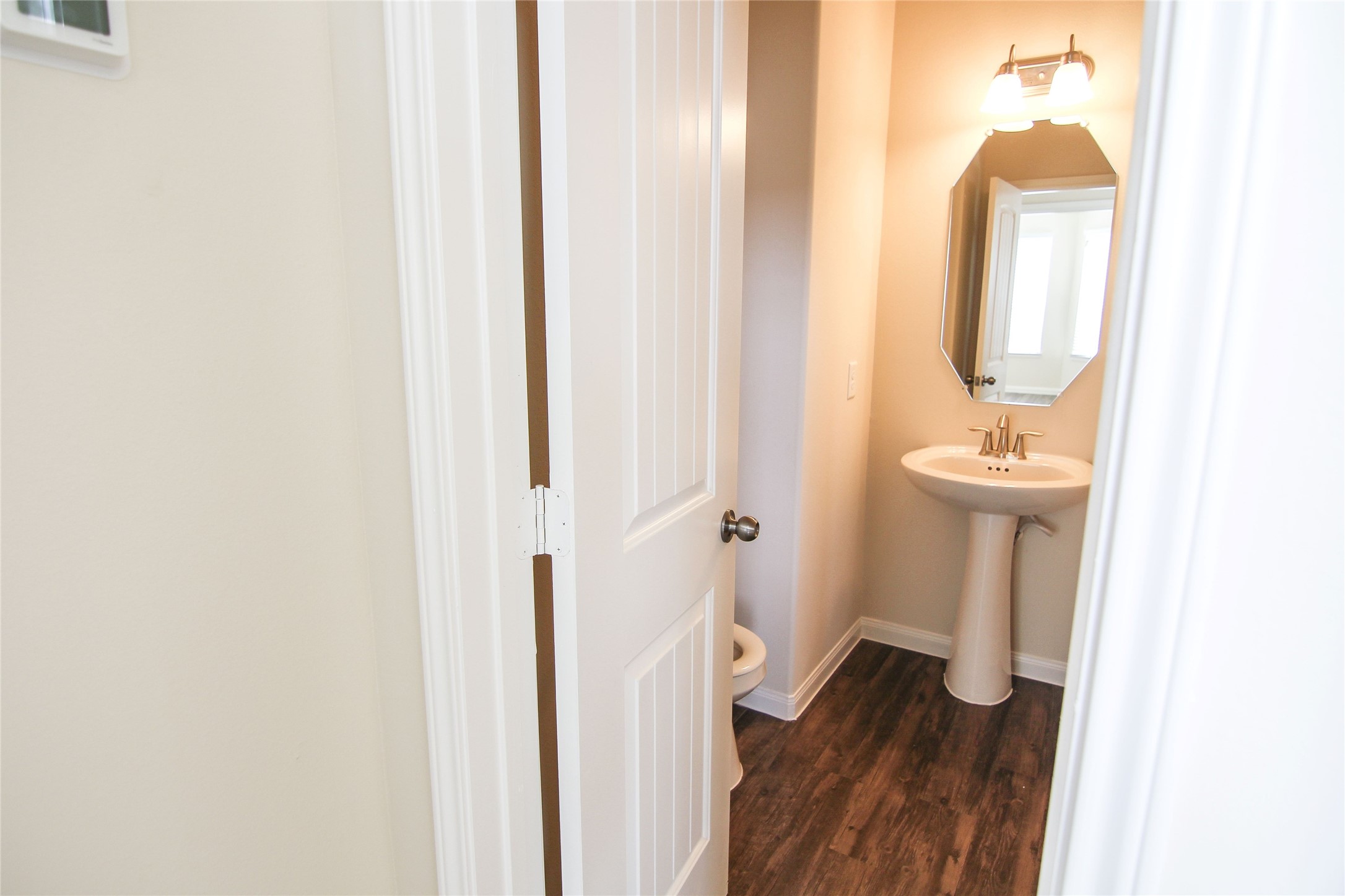 29622 Clover Shore Drive Spring, TX 77386 - Photo 8 of 20 a bathroom with a sink and a mirror