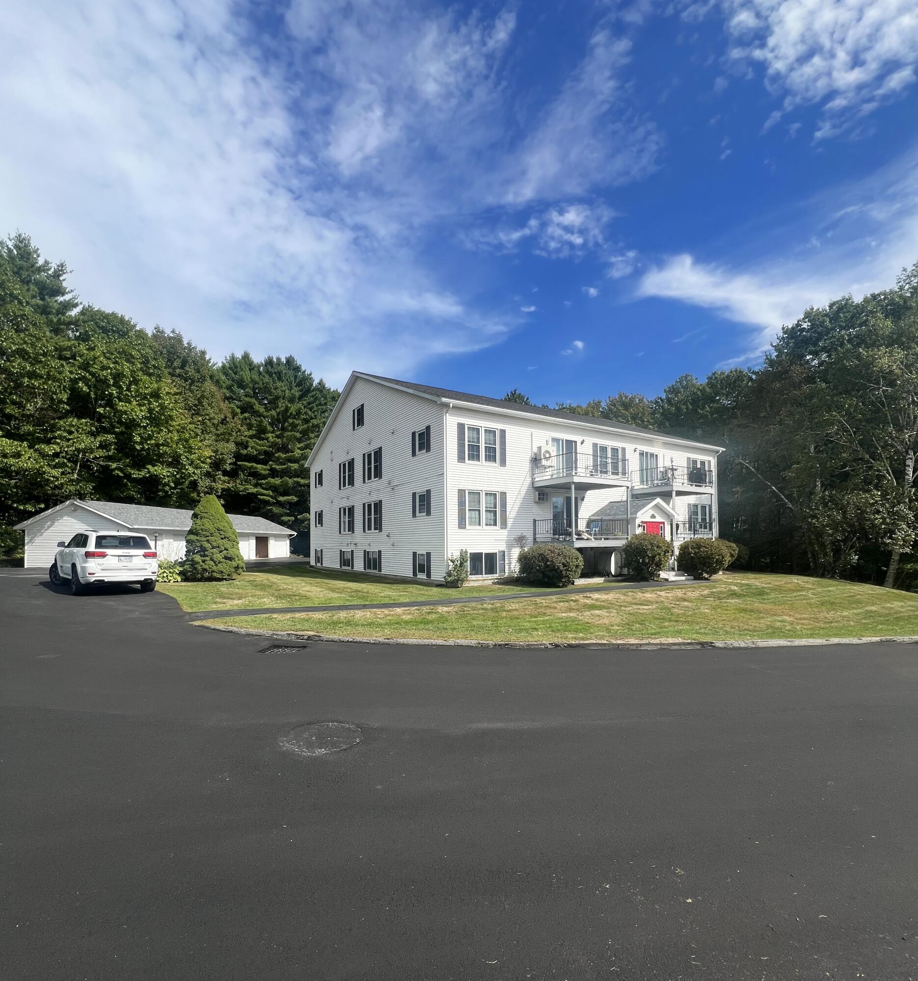 39 Albert Avenue, Unit 6 Augusta, ME 04330 - Photo 2 of 12 IMG_7660 (002)