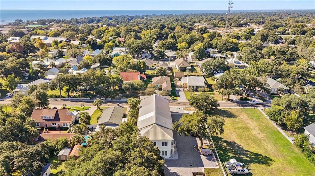 315 Main Street, Unit I Bay St. Louis, MS 39520 - Photo 28 of 32