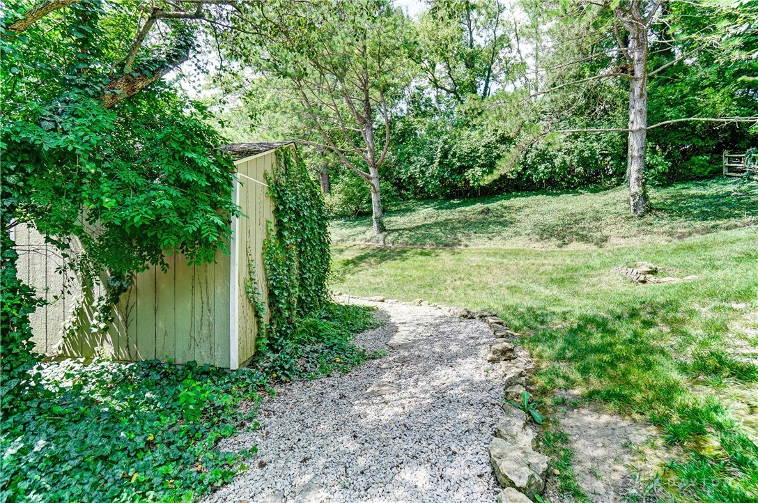 1075 Ambridge Road Centerville, OH 45459 - Photo 54 of 54 Gallery Image 54