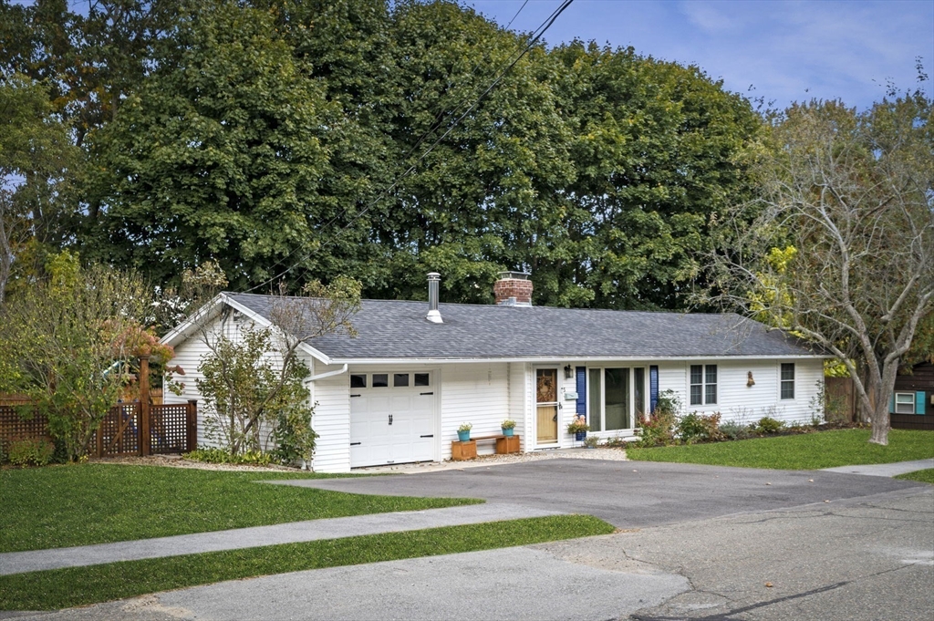 5 Gordon Road Beverly, MA 01915 - Photo 32 of 39 Gallery Image 32