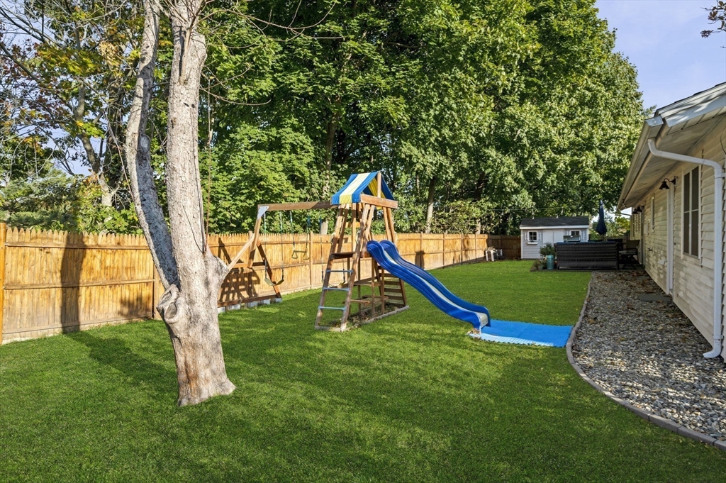 5 Gordon Road Beverly, MA 01915 - Photo 36 of 39 Gallery Image 36
