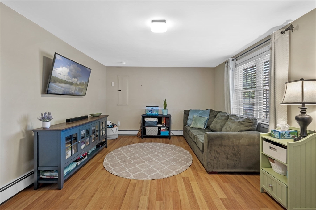5 Gordon Road Beverly, MA 01915 - Photo 5 of 39 Gallery Image 5