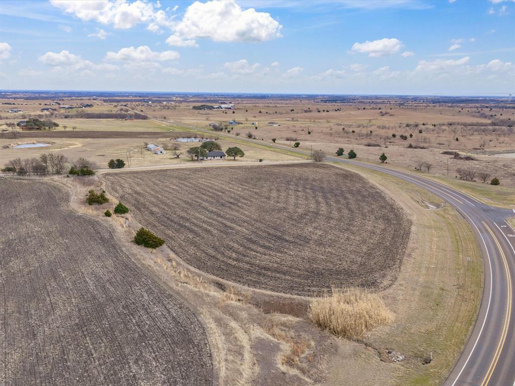 0 Fm 85 Ennis, TX 75119 - Photo 2 of 20 a view of a ocean