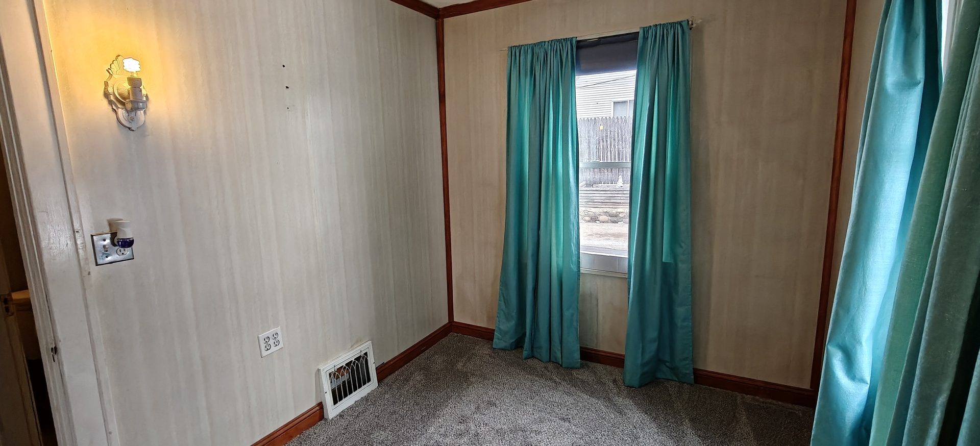 616 Daisyfield Road Rockford, IL 61102 - Photo 29 of 64