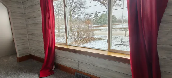 $264,900 | 616 Daisyfield Road, Rockford, IL 61102