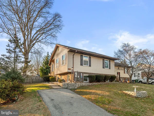 $475,000 | 6566 MacBeth Way, Sykesville, MD 21784