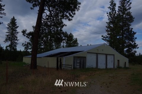 25622 North Perry Road Chattaroy, WA 99003 - Photo 2 of 20