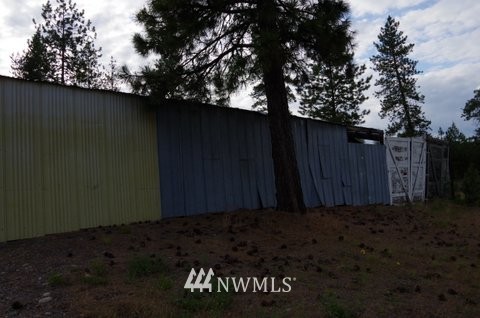 25622 North Perry Road Chattaroy, WA 99003 - Photo 8 of 20