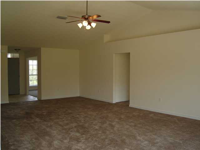 233 Raptor Drive Crestview, FL 32536 - Photo 5 of 7 Gallery Image 5