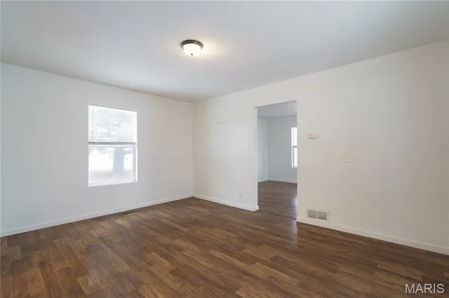 $70,000 | 1845 Rhodes Street, Madison, IL 62060