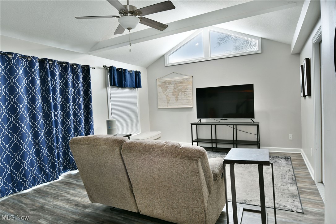 1609 Mathews Road Youngstown, OH 44514 - Photo 21 of 50 Gallery Image 21