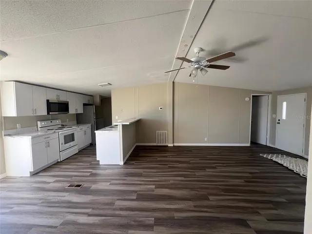 $1,500 | 3245 East Main Street, Unit 16, Lakeland, FL 33801