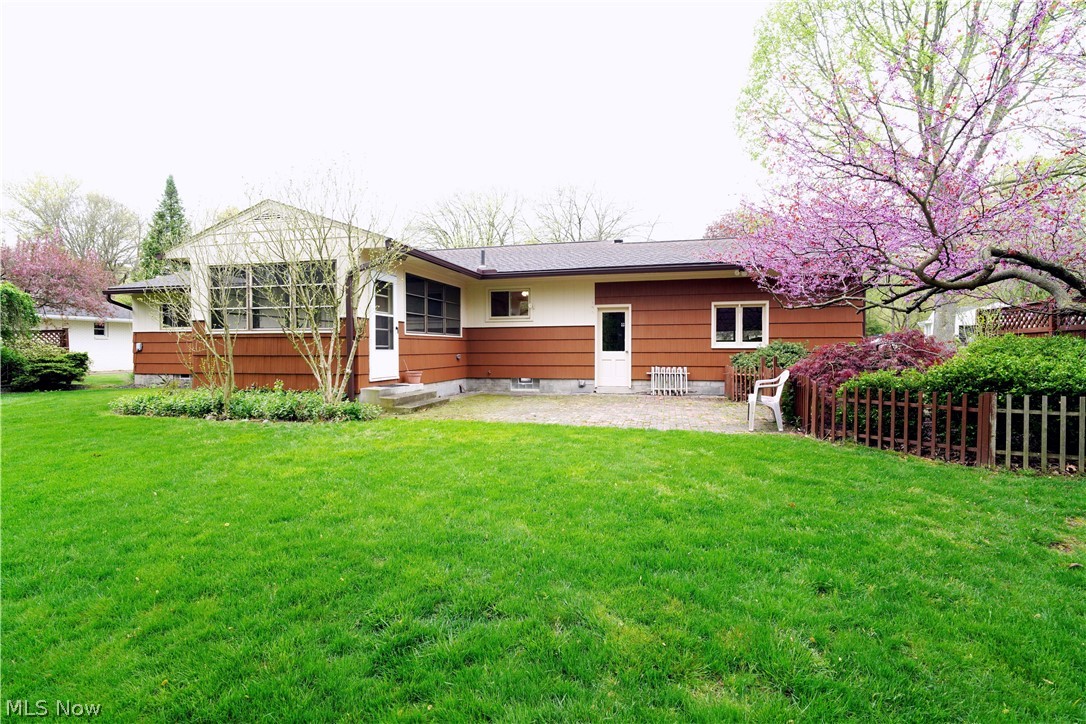 399 Mowbray Road Akron, OH 44333 - Photo 2 of 25 Gallery Image 2