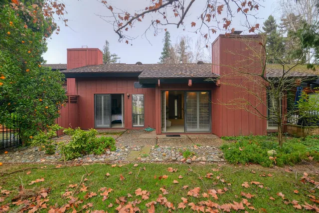 $899,000 | 44740 Garden Court, El Macero, CA 95618