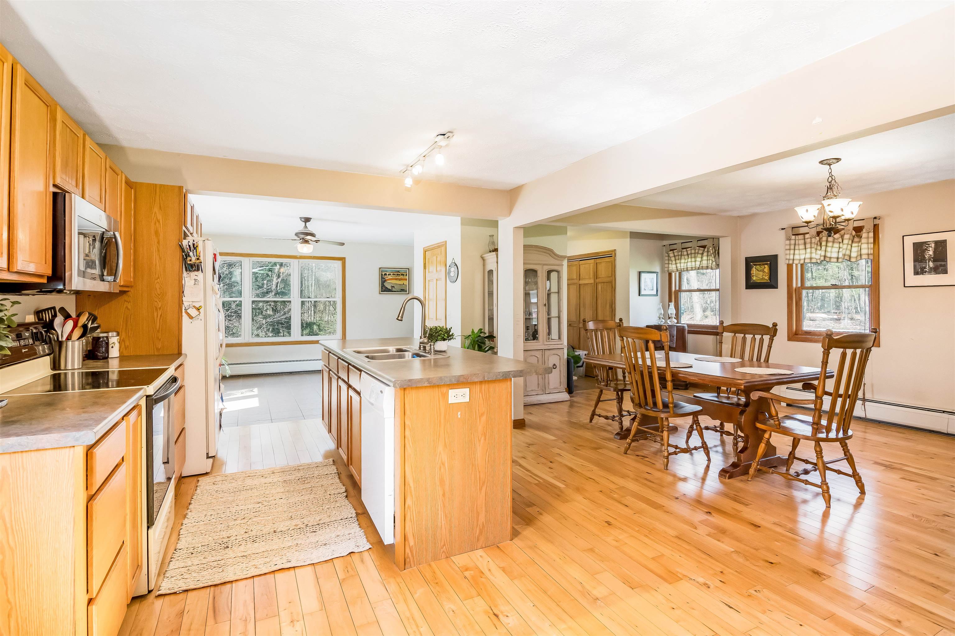500 Sanderson Road Milton, VT 05468 - Photo 16 of 33