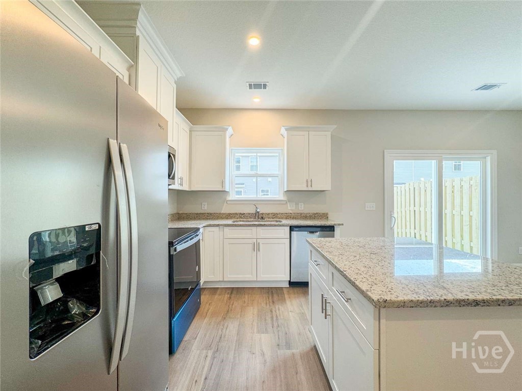 134 Heirloom Road Hinesville, GA 31313 - Photo 5 of 22