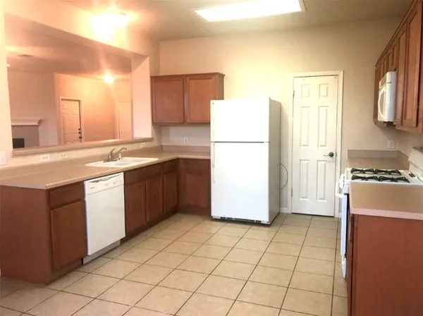 $1,875 | 1009 Middle Brook Drive, Leander, TX 78641