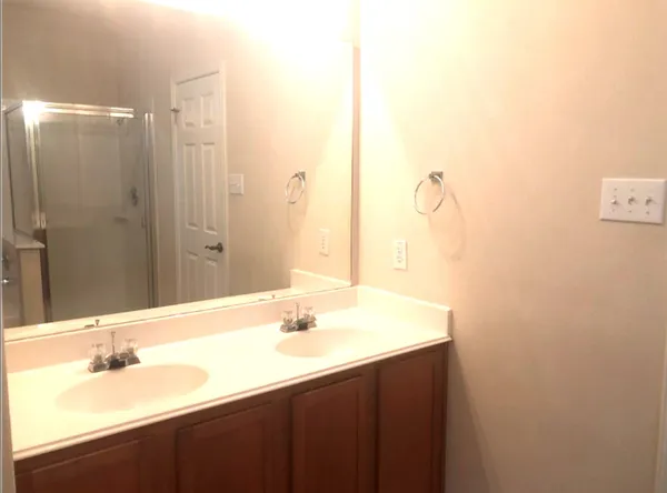$1,875 | 1009 Middle Brook Drive, Leander, TX 78641
