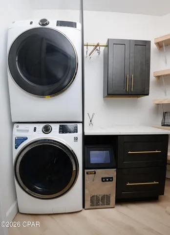 $749,900 | 3001 West 10th Street, Unit 711, Panama City, FL 32401